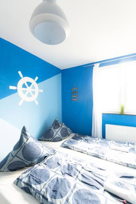 - Sea Apartment Duisburg Center & Parking Spaces & Kingsize Bett - Central Station Hbf - Exterior foto